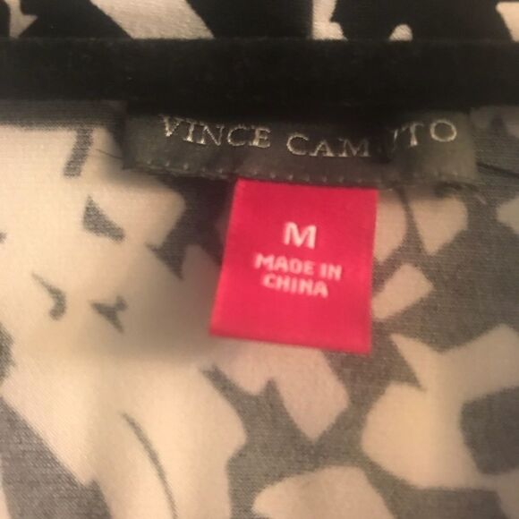 Vince Camuto Sleeveless Confetti Print Blouse Top - Picture 3 of 5